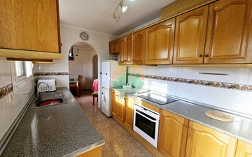 Property slide 17