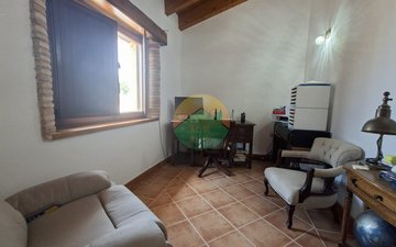 Property slide 17