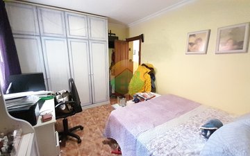 Property slide 23