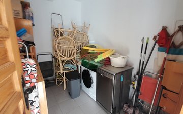 Property slide 19