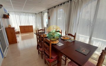 Property slide 16