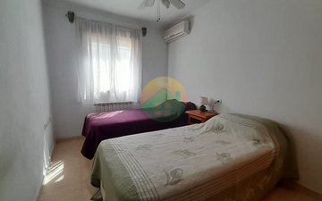 Property slide 24
