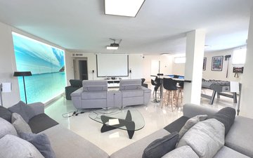Property slide 16