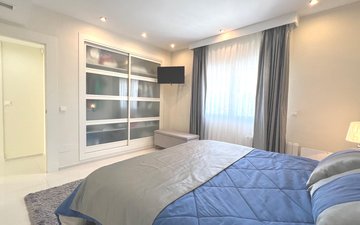 Property slide 35