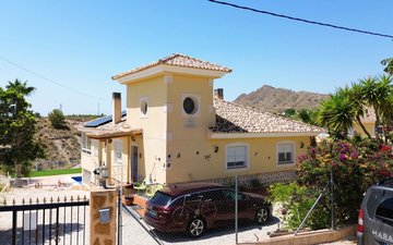Property slide 39