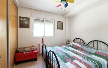 Property slide 32
