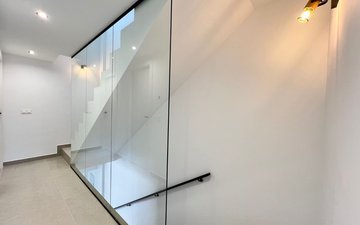 Property slide 25