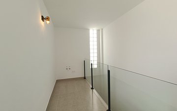 Property slide 36