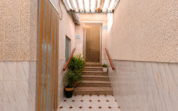Property slide 25
