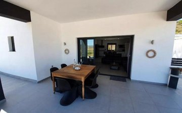 Property slide 11