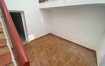 Property slide 35