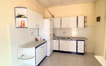 Property slide 19