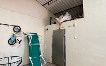 Property slide 24