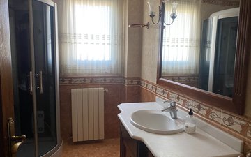 Property slide 17