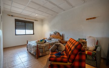 Property slide 21