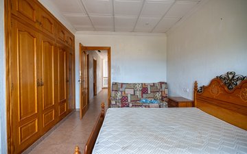 Property slide 20