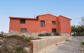 Property slide 22