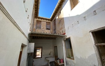 Property slide 14