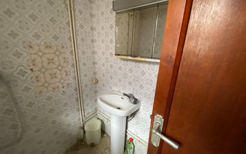Property slide 17