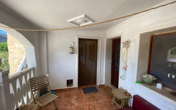Property slide 22