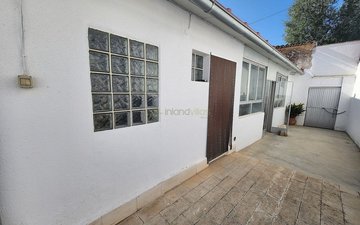 Property slide 21