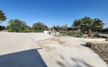Property slide 46