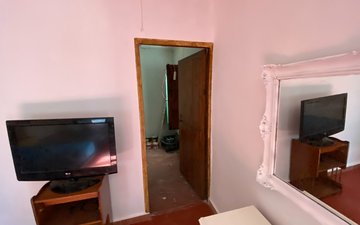 Property slide 48