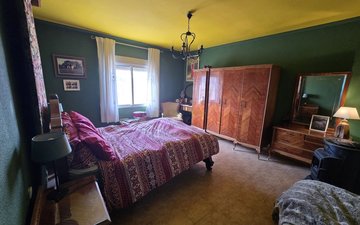 Property slide 24