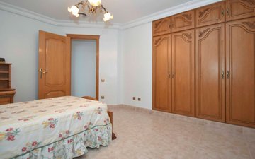 Property slide 22