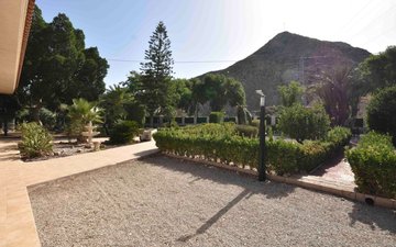 Property slide 40