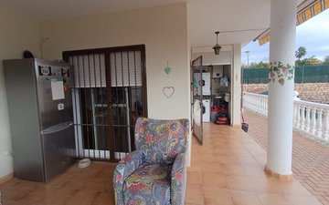 Property slide 42