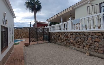 Property slide 44