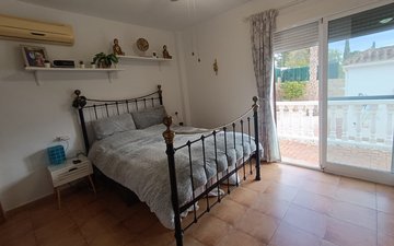 Property slide 39