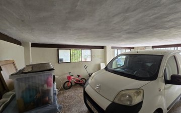 Property slide 24