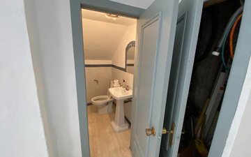 Property slide 32
