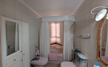 Property slide 44