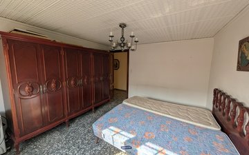 Property slide 14