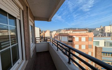 Property slide 22