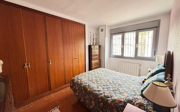 Property slide 16