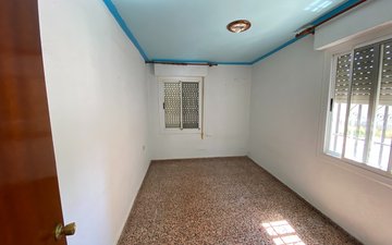 Property slide 16