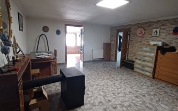 Property slide 35