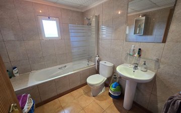 Property slide 18