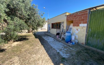 Property slide 19