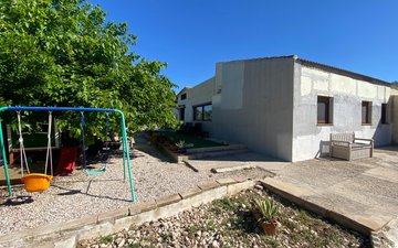 Property slide 10