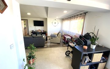 Property slide 27