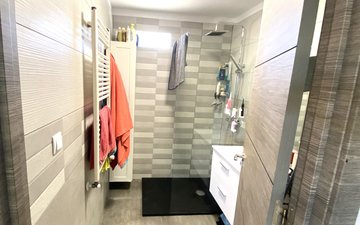 Property slide 4
