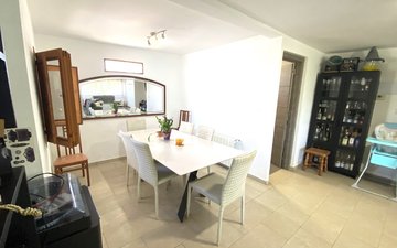 Property slide 34