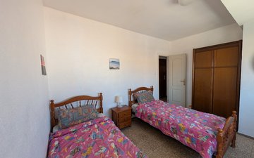 Property slide 10