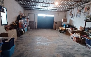 Property slide 28