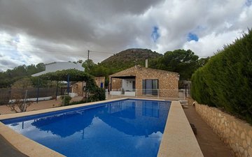 Property slide 32